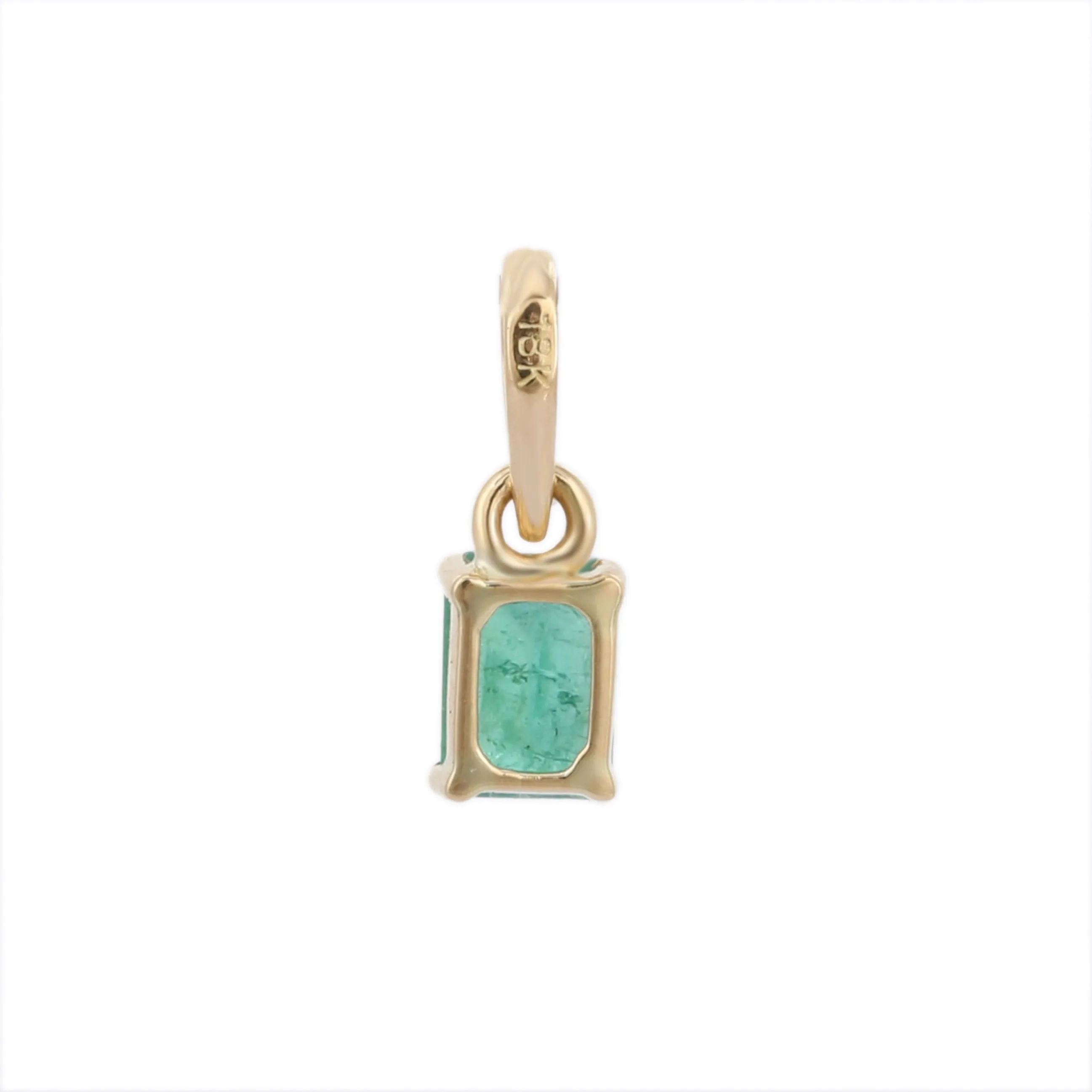 18K Gold Emerald Pendant