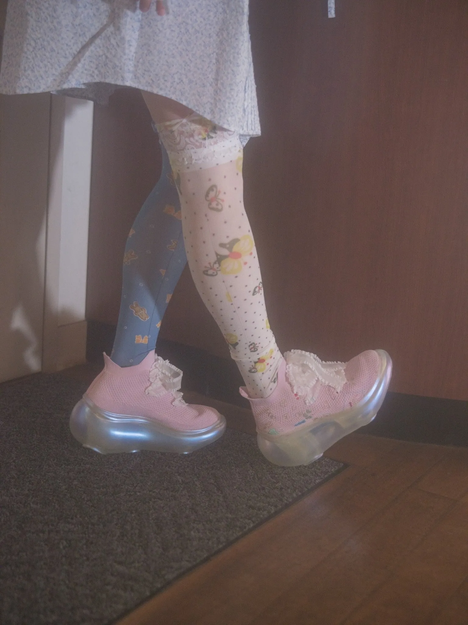 Hana Embroidery Ribbon Shoes / Aurora Pink